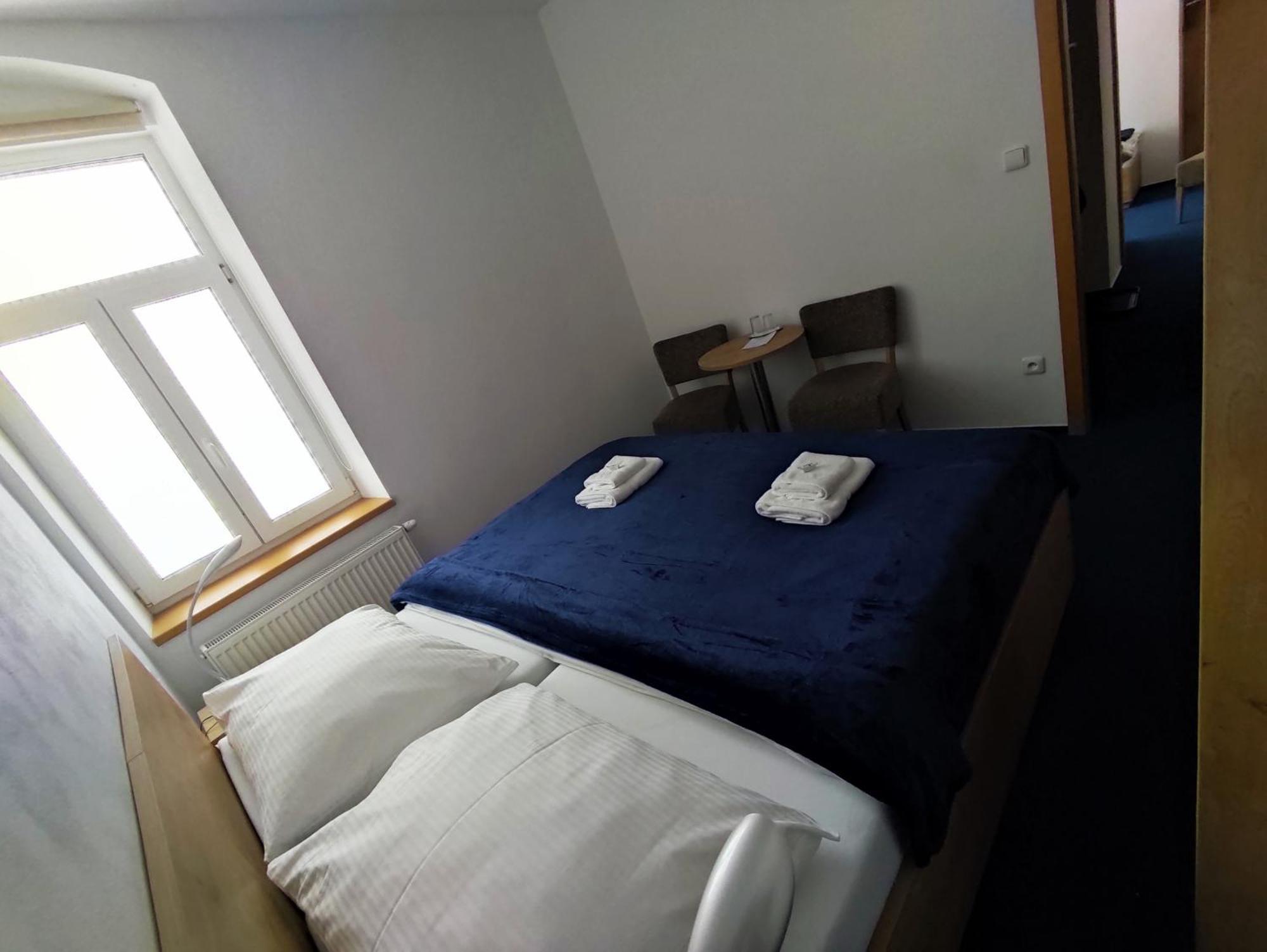 Hotel Poutni Dum Králíky エクステリア 写真